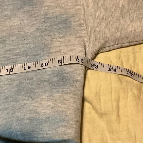 Vintage Charlie Brown Christmas Sweatshirt size Large-READ DESCRIPTION - Picture 4 of 9